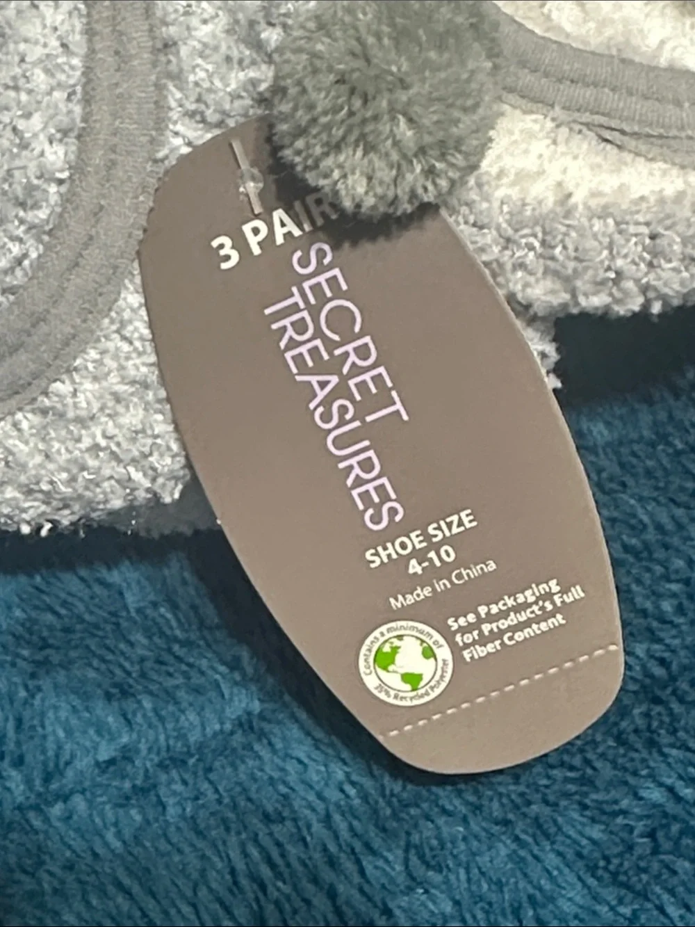 Cozy Fuzzy No-Show Socks - White and Light Gray